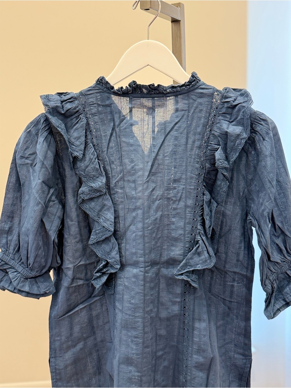Erica Wilson Jaja Ruffle Top - Picture 6 of 8